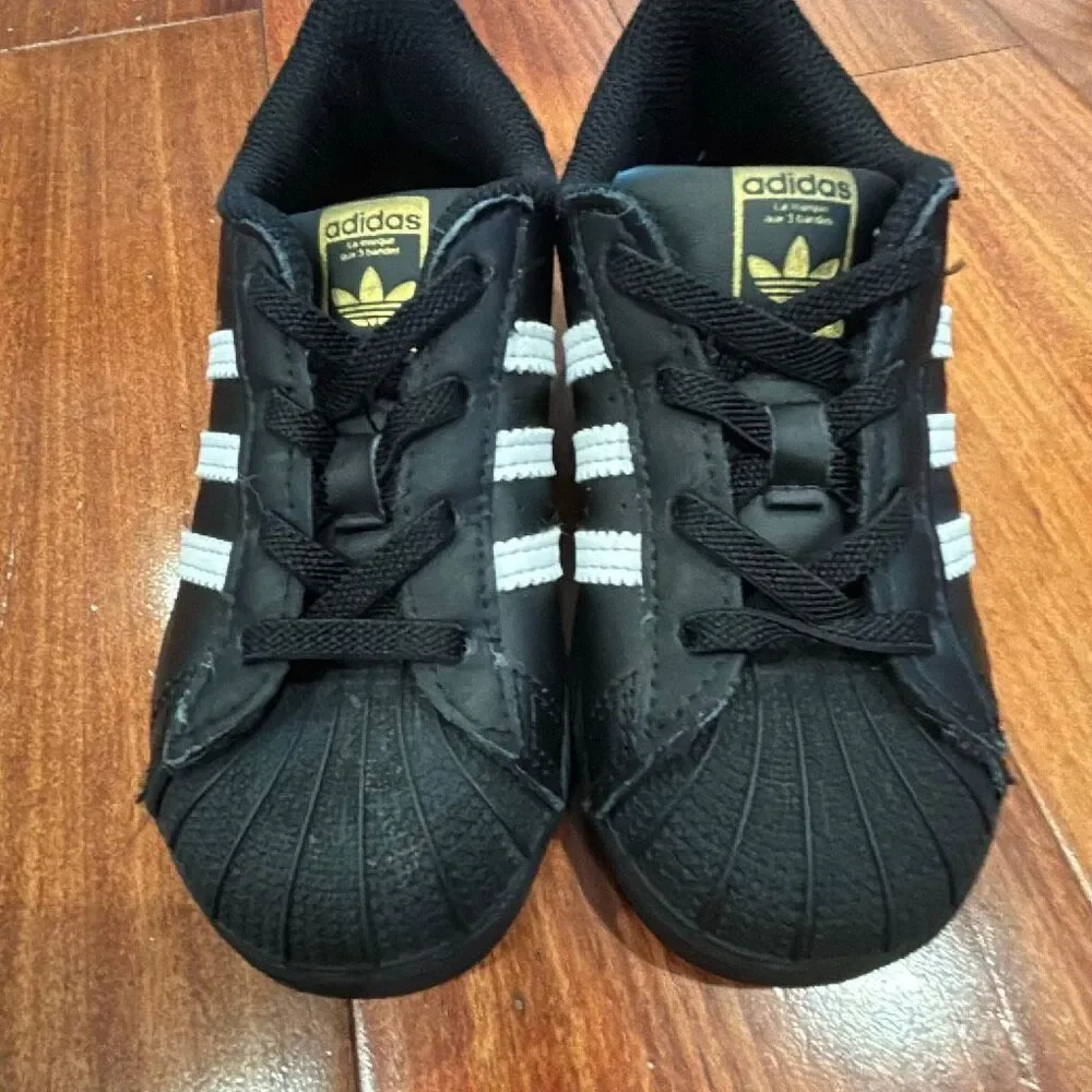 Adidas Superstar Toddler Sneakers “Black/White” — Size 9K